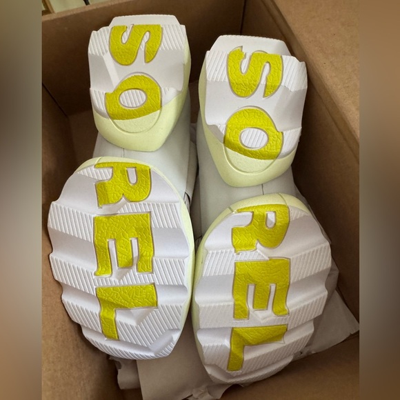 NEW! Sorel Sneakers Shoe Kinetic Impact Strap Dark Stone/Bolt (Women's)- Size 9 - Picture 8 of 9